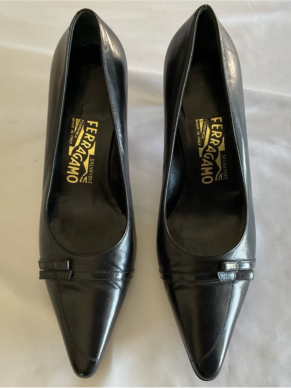 Salvatore Ferragamo Black Leather Pointed-Toe Heels